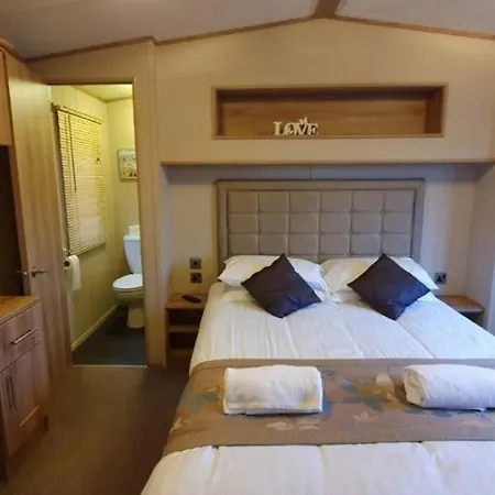 Ambleside With Hot Tub 펜션 맬튼